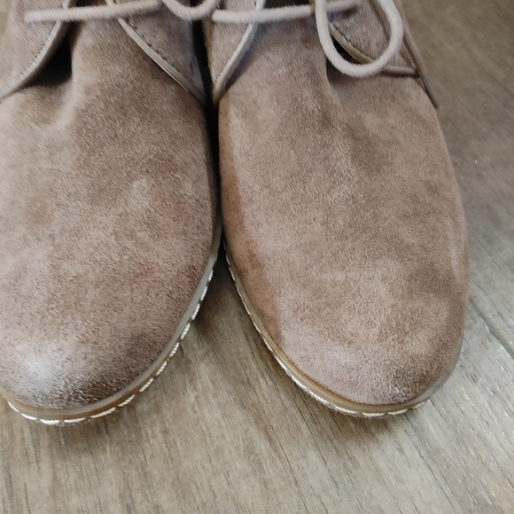 Franco Sarto Tan Suede Wedge Booties Size 7.5 - Picture 2 of 4